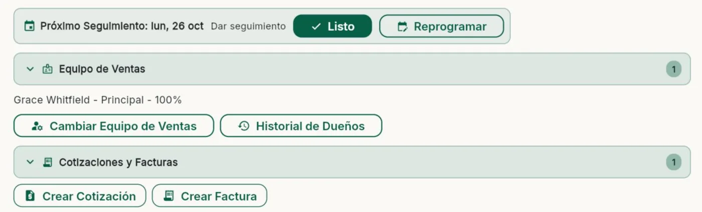 Página de un cliente en Bee203 con el próximo seguimiento, el equipo de ventas y botones para crear cotización o factura